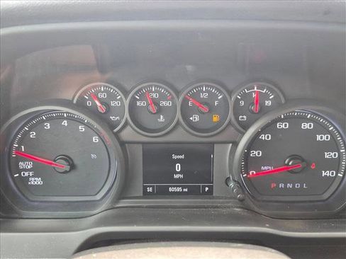 Used 2020 Chevrolet Silverado 1500 Custom w/ Custom Value Package RWD image 9