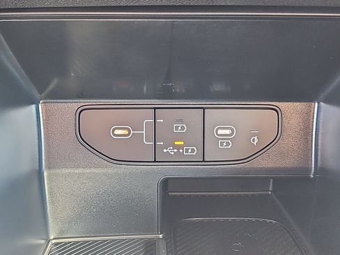 Certified 2025 Kia Sorento S AWD/4WD image 15