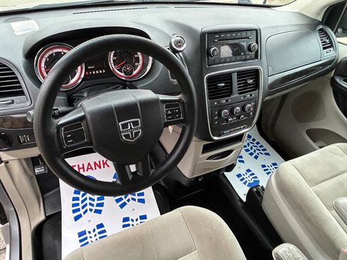 Used 2016 Dodge Grand Caravan SE w/ Quick Order Package 29E SE image 17