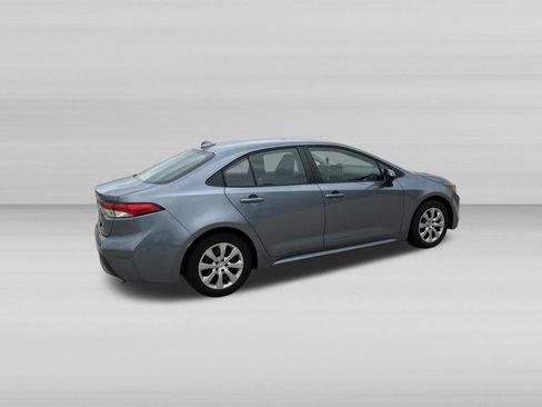 Used 2021 Toyota Corolla LE w/ Carpet Mat Package (TMS) FWD image 5