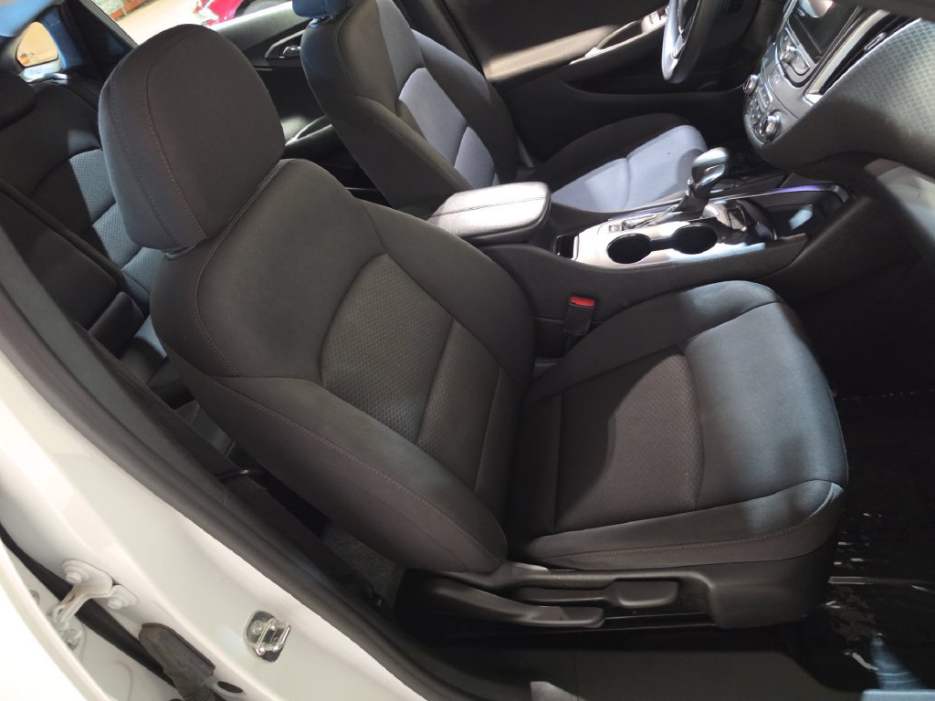 Used 2024 Chevrolet Malibu LT FWD image 25