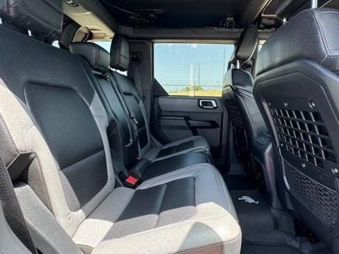Used 2024 Ford Bronco Big Bend w/ Sasquatch Package AWD/4WD image 15