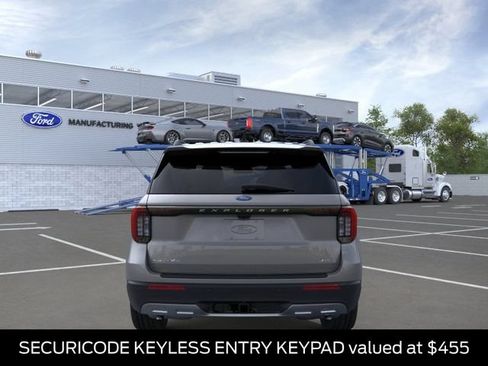 New 2026 Ford Explorer Active w/ Active Comfort Package AWD/4WD image 6