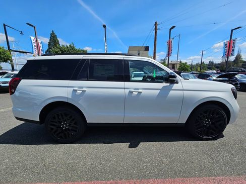 New 2026 Ford Expedition Platinum AWD/4WD image 7