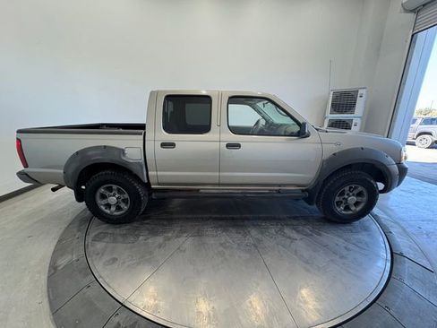 Used 2002 Nissan Frontier XE image 14