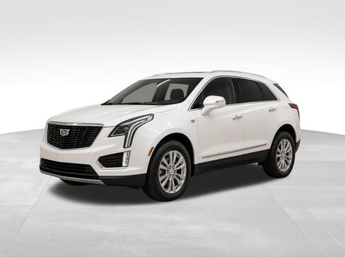 Used 2023 Cadillac XT5 Luxury FWD image 3