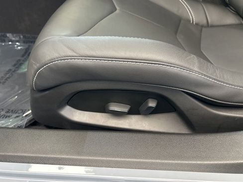 Used 2024 Chevrolet Corvette Z06 image 40