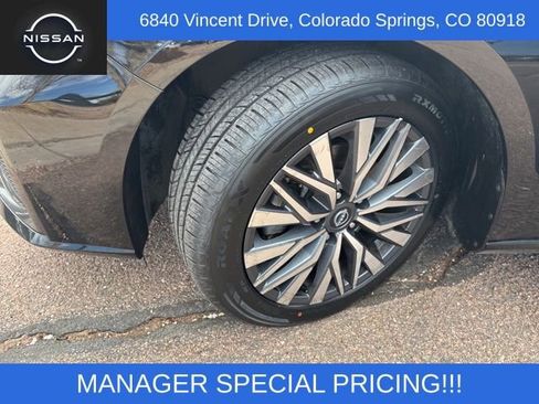 Used 2023 Nissan Altima 2.5 SV FWD image 15