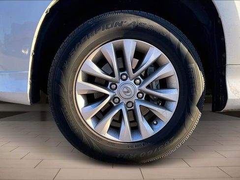 Used 2021 Lexus GX 460 Premium w/ Premium Package image 9