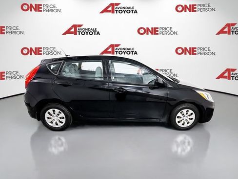 Used 2016 Hyundai Accent SE FWD image 8