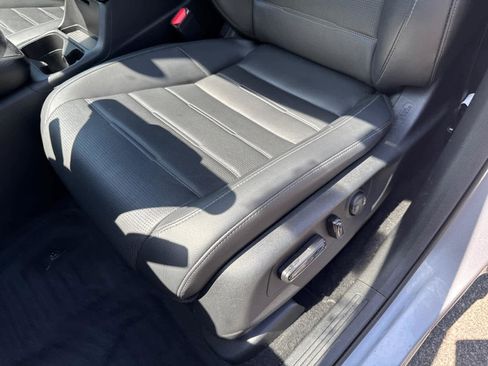 Used 2024 Honda CR-V EX-L image 17