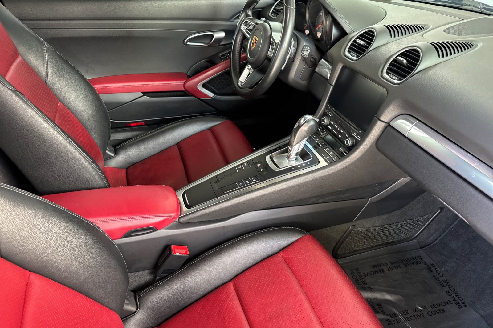 Used 2019 Porsche 718 Cayman S RWD image 15
