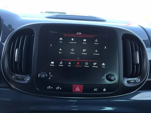 Used 2020 FIAT 500L Trekking image 21