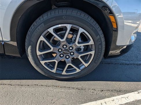 Used 2025 Chevrolet Blazer RS image 26