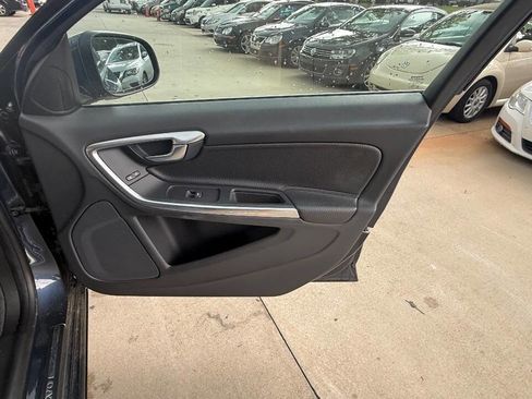 Used 2012 Volvo S60 T5 w/ Climate Pkg FWD image 65