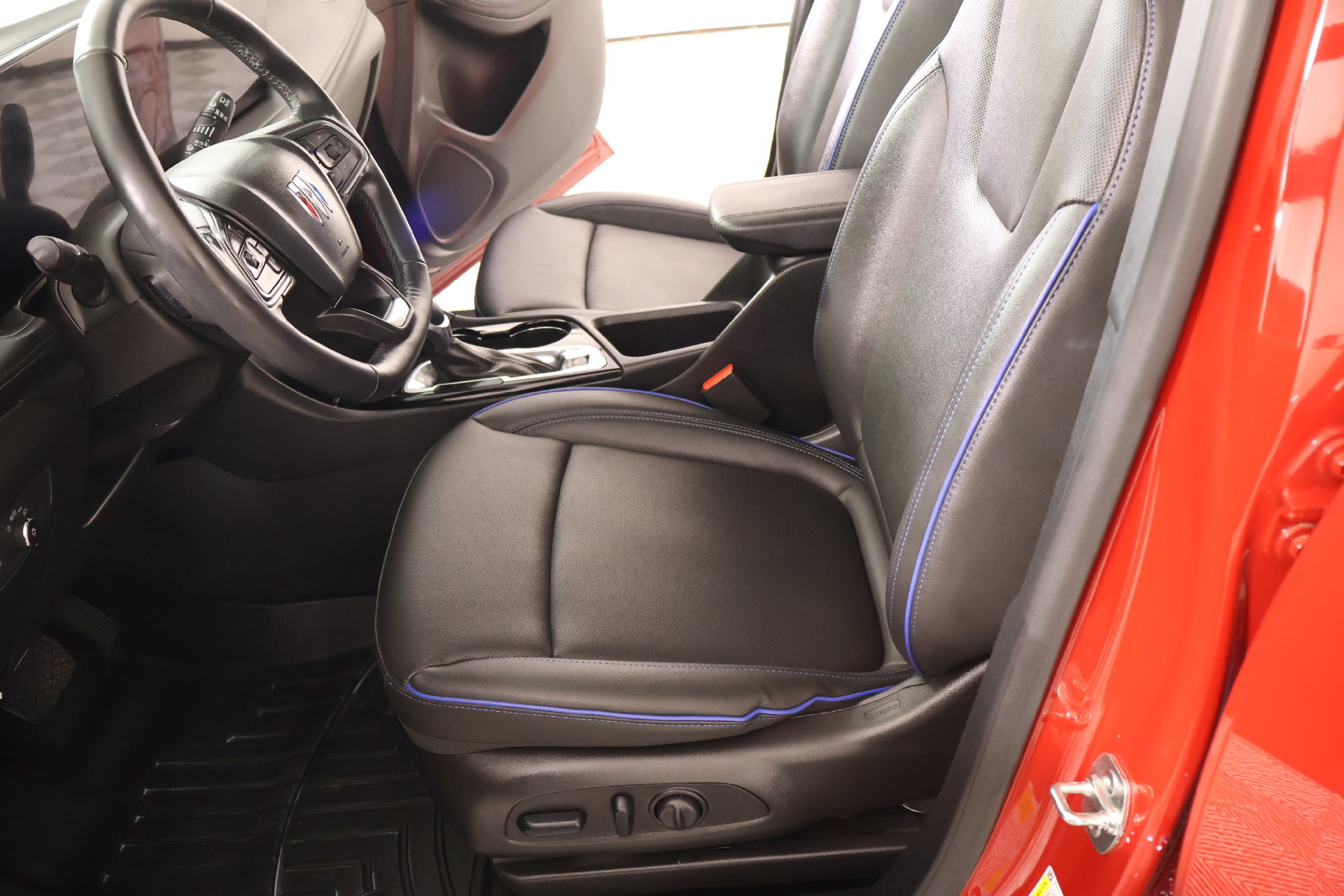 Used 2026 Buick Encore GX Sport Touring w/ Advanced Technology Package AWD/4WD image 11