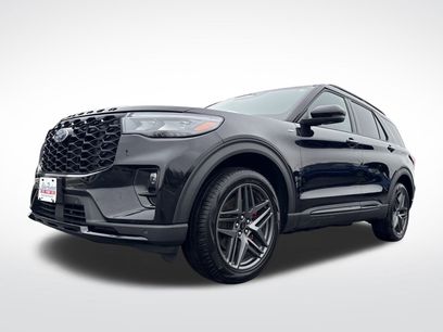 Used 2025 Ford Explorer ST-Line w/ ST-Line Street Pack
