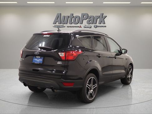 Used 2019 Ford Escape SEL AWD/4WD image 11