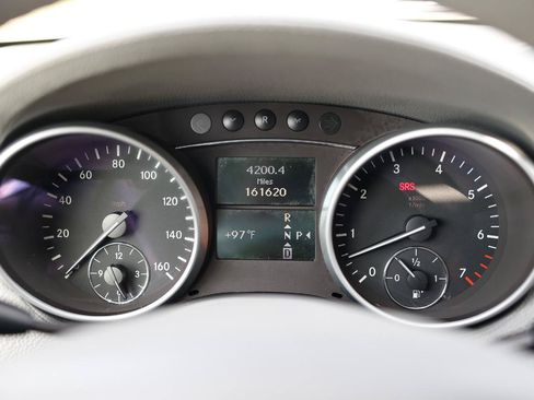 Used 2009 Mercedes-Benz GL 450 4MATIC image 31