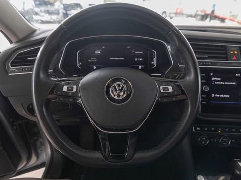 Used 2019 Volkswagen Tiguan SEL image 9