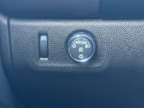 Certified 2022 GMC Canyon Elevation w/ Trailering Package image 34