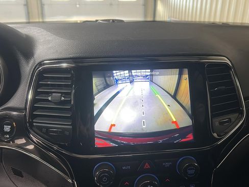 Used 2019 Jeep Grand Cherokee Trailhawk w/ Trailhawk Luxury Group image 21