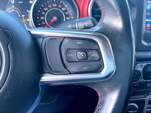 Used 2018 Jeep Wrangler Unlimited Rubicon AWD/4WD image 24