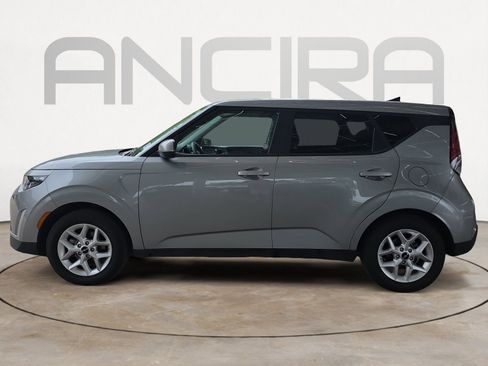 Certified 2025 Kia Soul LX image 5