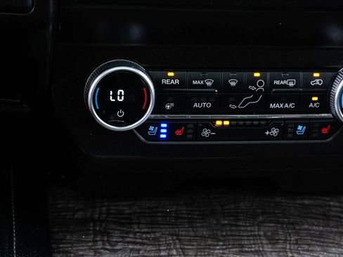 Used 2021 Ford Expedition Max Limited AWD/4WD image 31