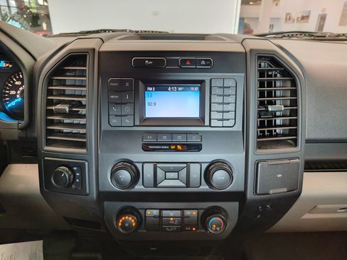 Used 2019 Ford F150 XL w/ Equipment Group 101A Mid AWD/4WD image 14