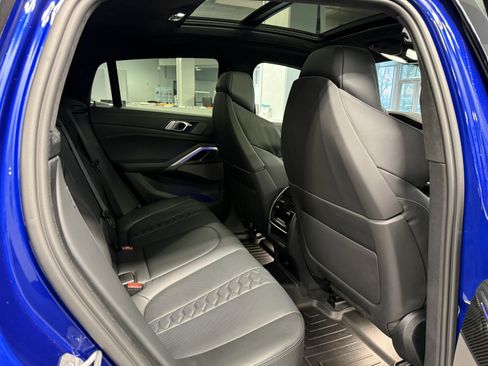 Used 2023 BMW X6 M image 21