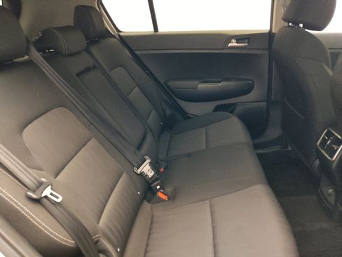 Used 2020 Kia Sportage LX FWD image 19