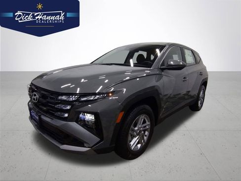 New 2026 Hyundai Tucson SE image 1