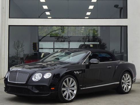 Used 2016 Bentley Continental GT image 2