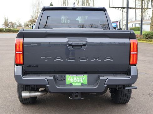 Used 2026 Toyota Tacoma TRD Sport image 6