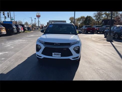 Certified 2021 Chevrolet TrailBlazer RS w/ Convenience Package image 3