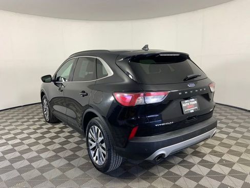 Used 2022 Ford Escape Titanium AWD/4WD image 8