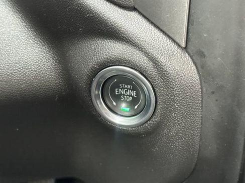 Used 2025 Chevrolet Silverado 1500 W/T image 29