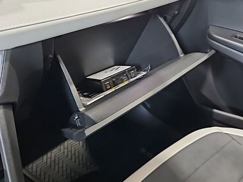 New 2026 Volkswagen Taos SE image 28