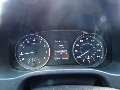 Used 2018 Hyundai Elantra SEL image 13