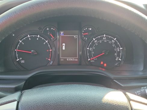 Used 2021 Toyota 4Runner SR5 Premium image 23