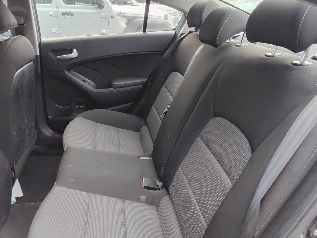 Used 2018 Kia Forte LX FWD image 11