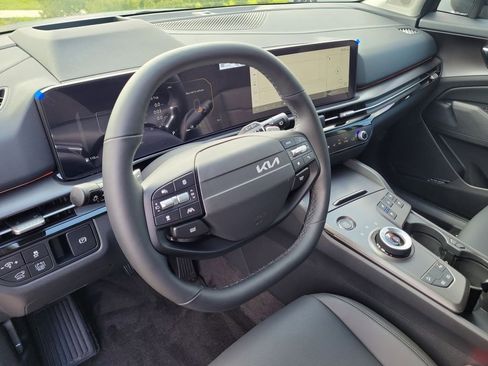 New 2026 Kia Sportage SX Prestige AWD/4WD image 24