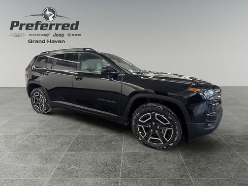 Used 2026 Jeep Cherokee Limited AWD/4WD image 9