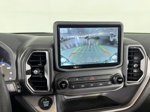Used 2021 Ford Bronco Sport Outer Banks w/ Outer Banks Package AWD/4WD image 22
