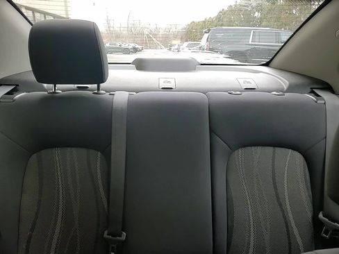 Used 2014 Chevrolet Sonic LT image 21