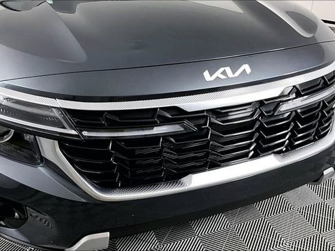 Certified 2026 Kia Seltos S FWD image 30