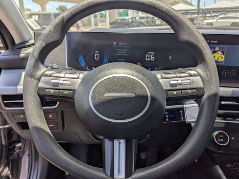 Used 2025 Hyundai Sonata SEL FWD image 16