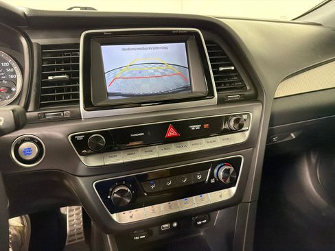Used 2018 Hyundai Sonata Sport FWD image 18