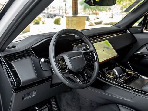 New 2025 Land Rover Range Rover Sport Dynamic SE AWD/4WD image 16